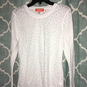 🆑White patterned long sleeve